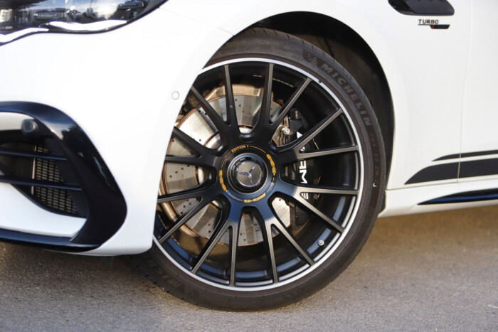 Ebben a Mercedesben mindent túltoltak 8 | Vezess Ebben a Mercedesben mindent túltoltak 8