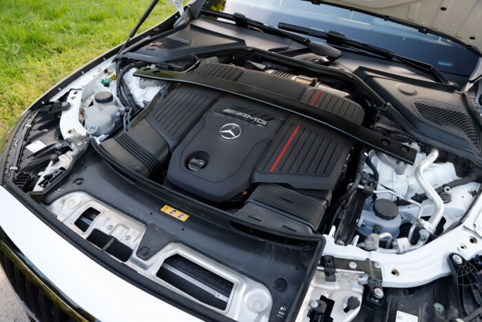 Ebben a Mercedesben mindent túltoltak 20 | Vezess Ebben a Mercedesben mindent túltoltak 20