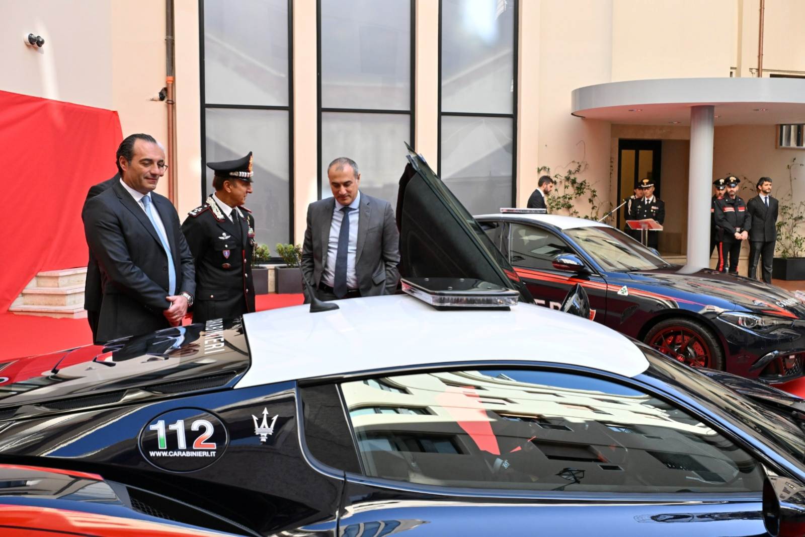 original-27181-delivery-maserati-mcpuraalfa-romeo-giulia-quadrifoglio-to-carabinieri-ita-military-force-6 | Vezess | Vezess