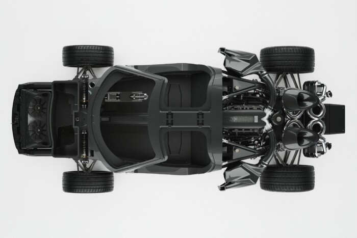 Villanymotor és érintőképernyő helyett V8 és kézi váltó 7