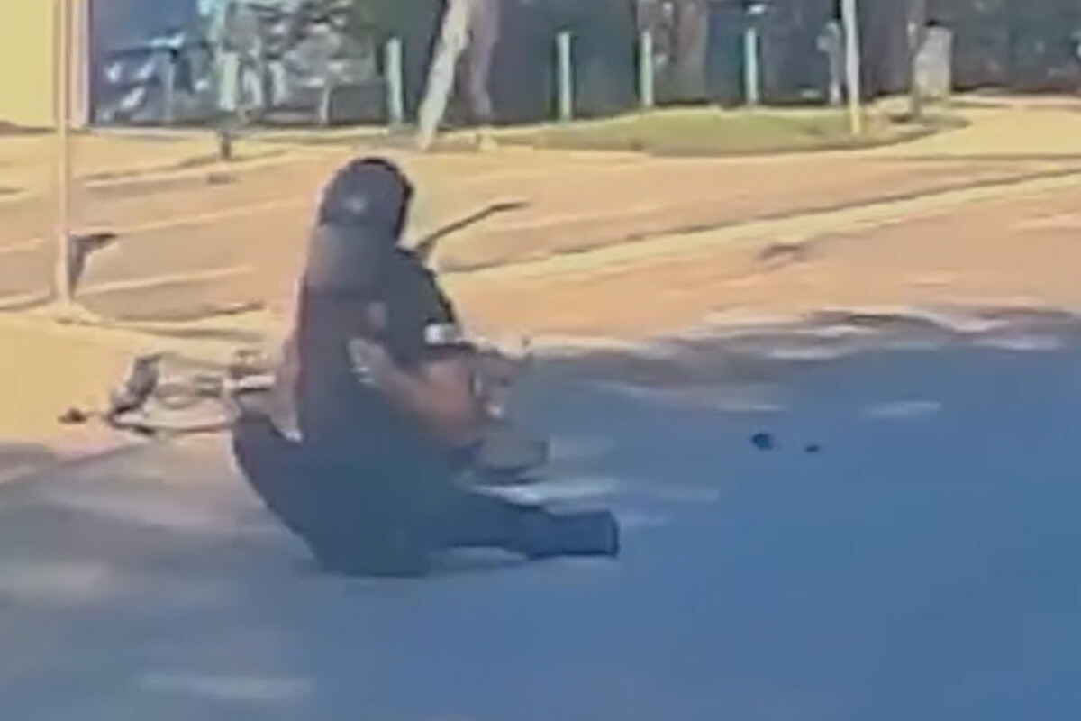 Hatalmasat perecelt egy magyar rolleres: megmutatja esés utáni sisakját