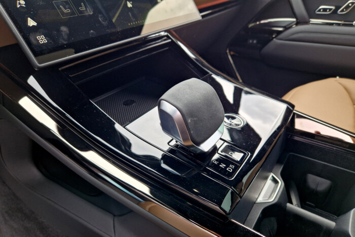 Simogató brutalitás 14