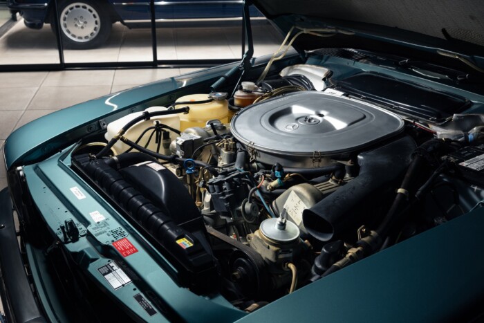 43 év után került elő ez a Mercedes, a gyár is szeretné megkaparintani 6