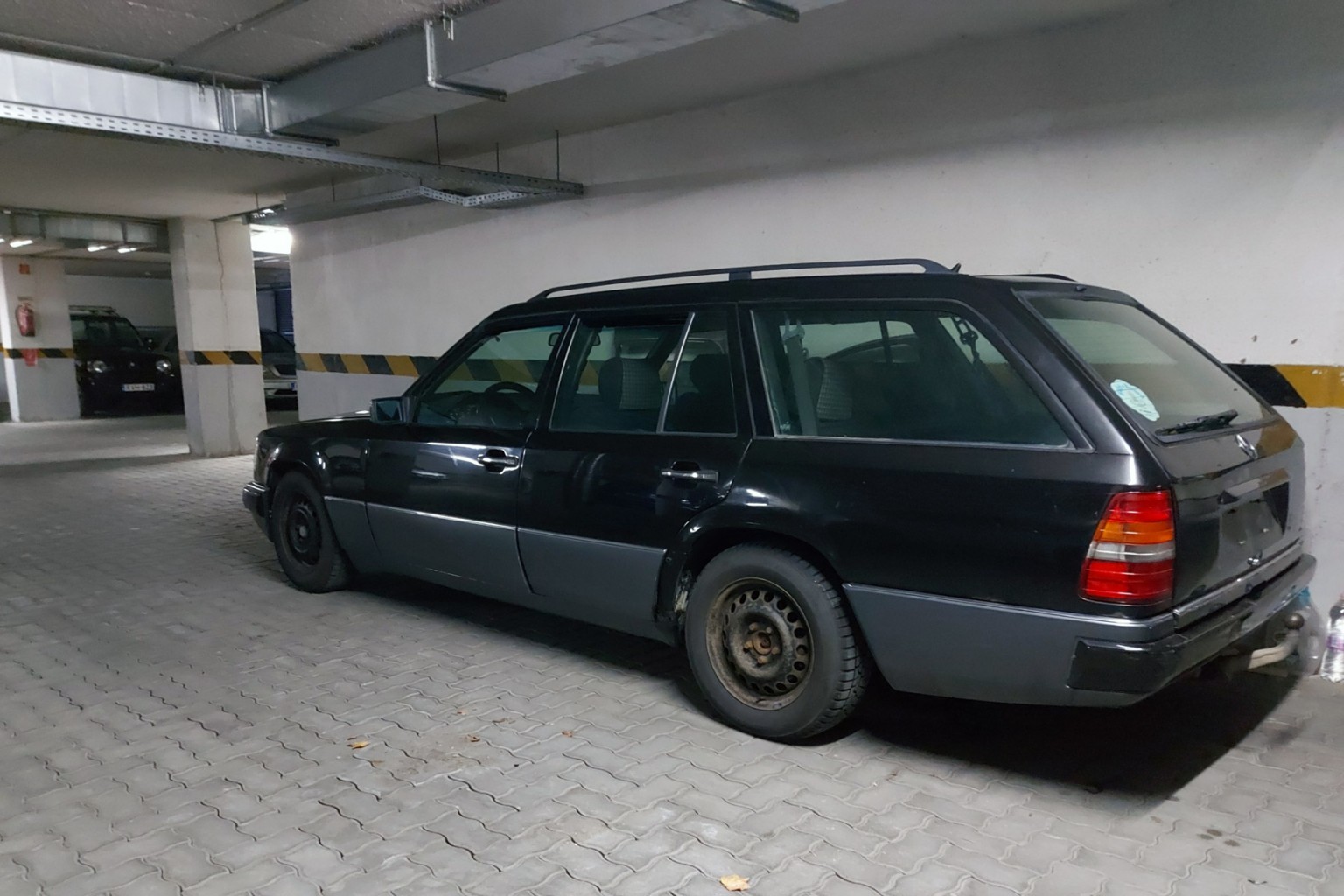 w-124-4 | Vezess | Vezess