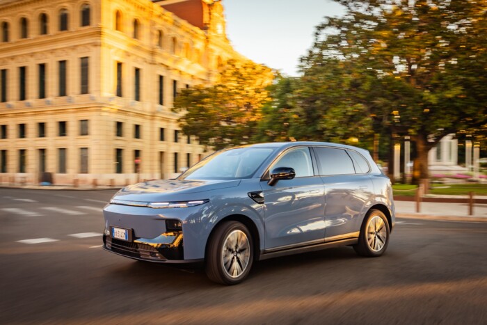 Olcsó, de még félkész ez a családi autó 22