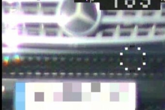 Már a hét első napján százezrekkel lett szegényebb ez a hazai mercis