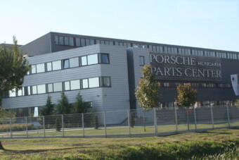 Milliárdos fejlesztés, több autó kapja Magyarországról az alkatrészt