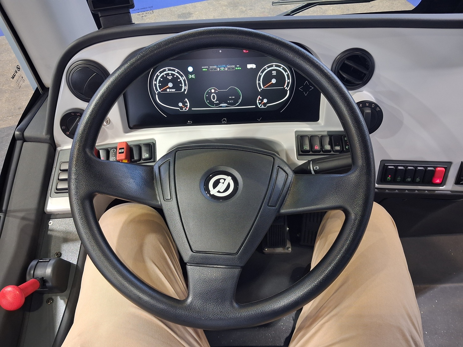 20251118_123621 | Vezess | Vezess