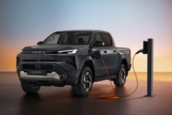 Nagy váltás jön a Toyota elpusztíthatatlan legendájánál