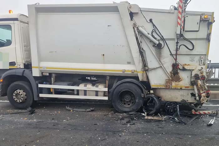 Újjászületett egy autós a ködös M7-esen