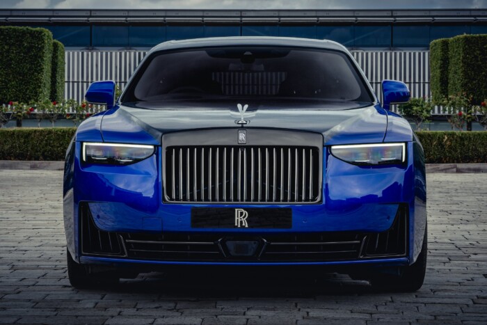 A videojátékok hőskorába repít vissza ez a Rolls-Royce