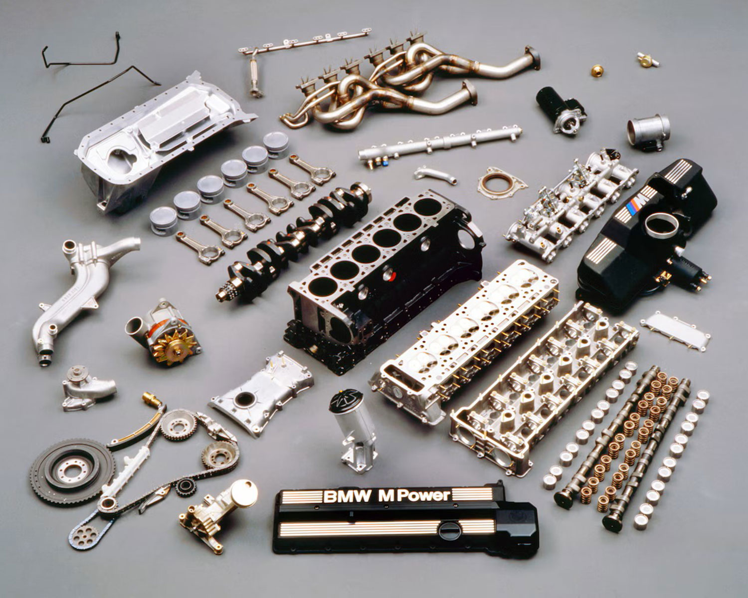 bmw_m5e34gyari22 | Vezess | Vezess