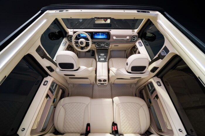 Százmilliókért teljesen megbolondítják ezt a luxussárdagasztót 7 | Vezess Százmilliókért teljesen megbolondítják ezt a luxussárdagasztót 7