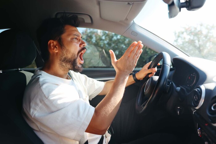 Büntetőfékezés miatt ütköztem – mit kap a bűnös? 2