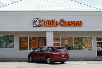 Pizza miatt kattant a bilincs egy fiatal lány csuklóján