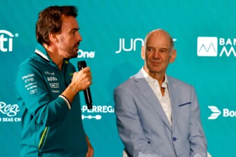 Csapatfőnöknek így még nem örült Alonso