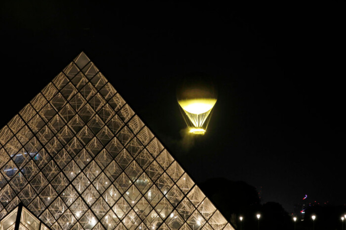 Annyira amatőrök voltak a Louvre betörői, hogy valaki tuti vígjátékot csinál belőle