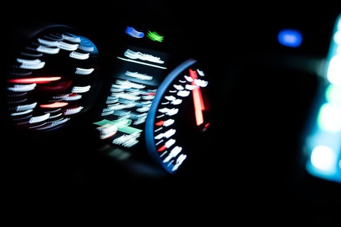 Csupán két hely van a világon, ahol sebességkorlat nélkül taposhatjuk a gázt közúton