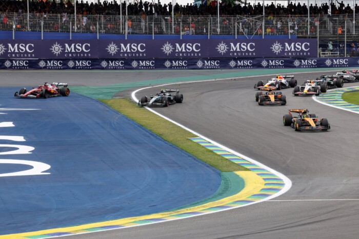 Leclerc szerint nem csak Piastri hibázott a kiesésekor 2 | Vezess Leclerc szerint nem csak Piastri hibázott a kiesésekor 2