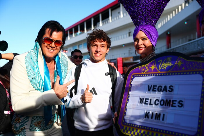 F1-es pilóta adta össze a szerelmeseket 1