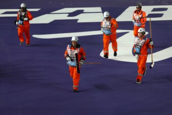 Már megint veszélybe sodorták az F1-es pályabírókat