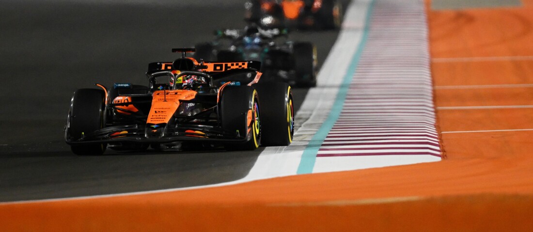 Tükörsima Piastri-siker a katari F1-sprinten