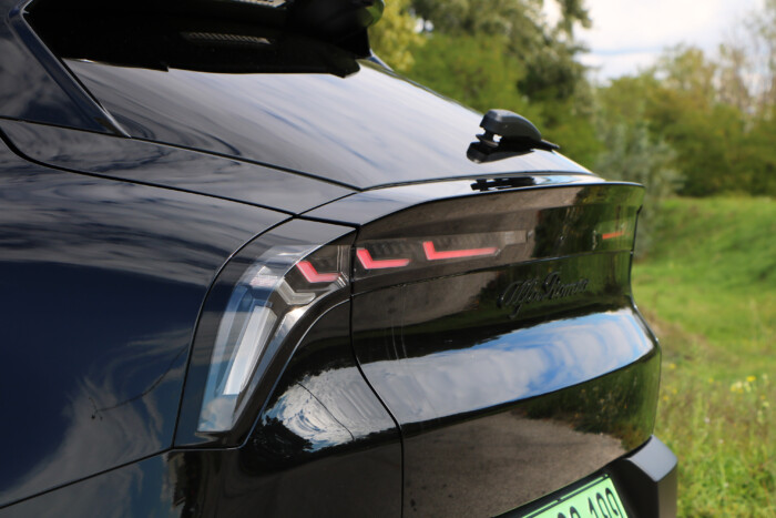 Villannyal hajtott néma élvezet olasz módra 20