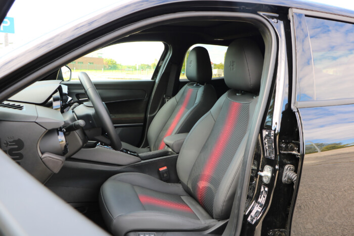 Villannyal hajtott néma élvezet olasz módra 14