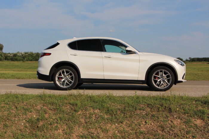 Ez a valódi ok, ami miatt nem megy le teljesen a hátsó ablak 1 | Vezess Ez a valódi ok, ami miatt nem megy le teljesen a hátsó ablak 1