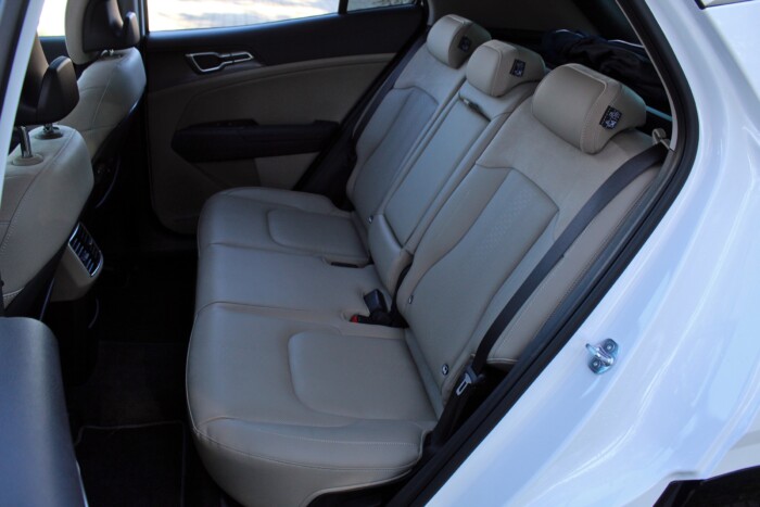 Jó áron kínálják és még szerethető is ez az SUV 17