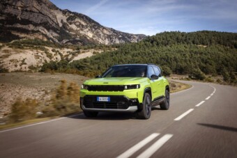 Ha ütős látvány mellé pici motor társul