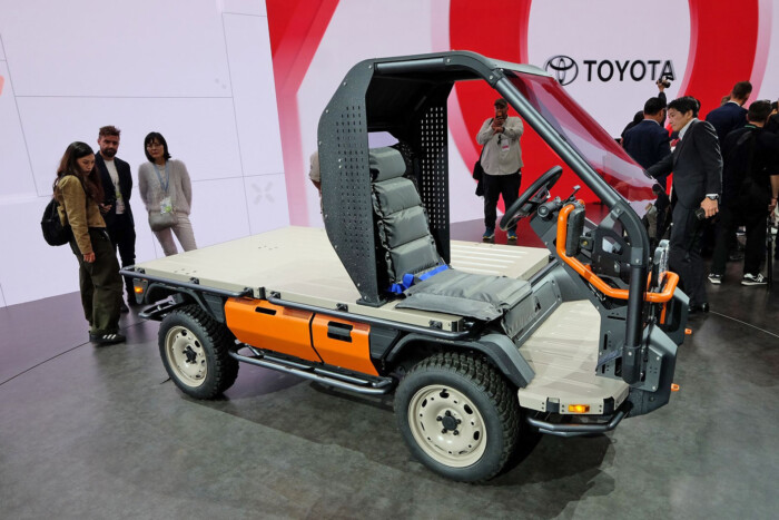 Furcsa, guruló-repülő félszerzetek a Toyotától 13