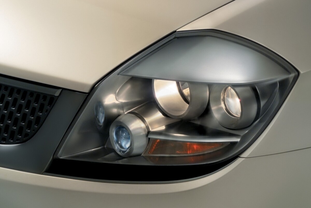 Hiába volt gyönyörű, mégis kukába került a sportos olasz kupé ötlete