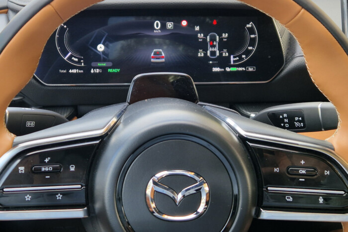 Érkezett valami kínai, Mazda-logóval 16 | Vezess Érkezett valami kínai, Mazda-logóval 16