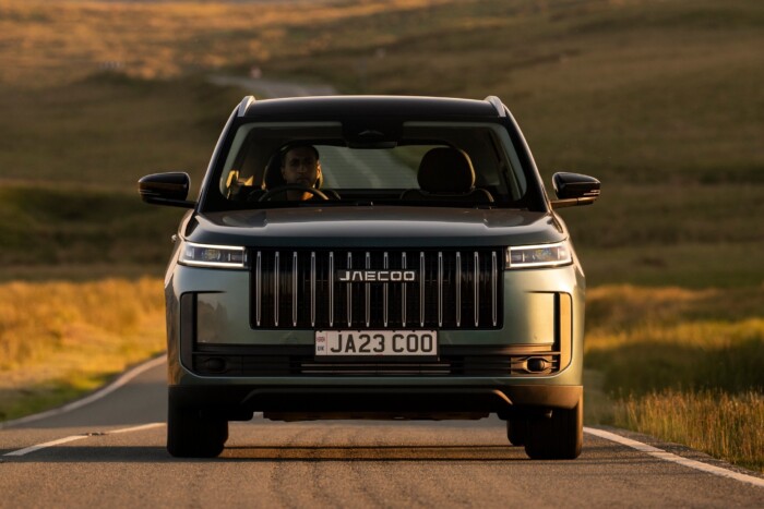 Gyarapodnak itthon a Vitara gondjai 11