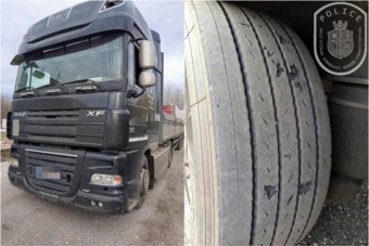 A rendőrök álla is leesett, amikor benéztek a gyorshajtó teherautó alá