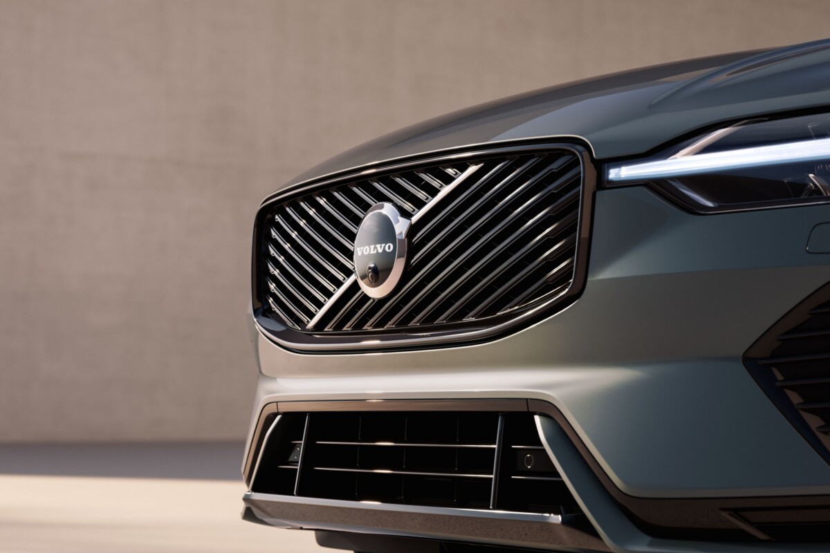 Hibrid árban adna villanyautót a Volvo