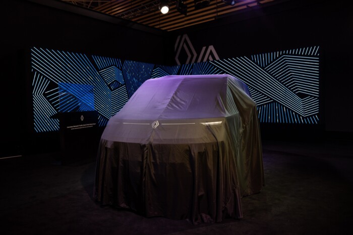 Farmert húzott a legújabb Renault furgon