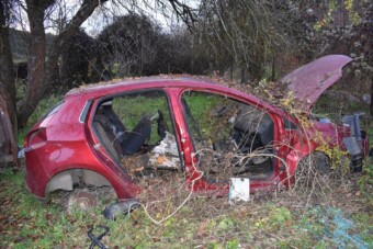 Munka közben csaptak le a rendőrök a salgótarjáni autódarabolókra