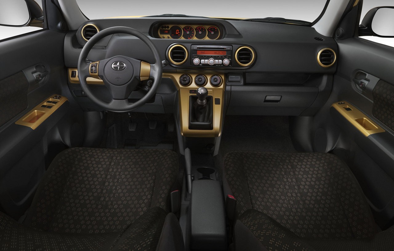 scion-xb_rs_5-0-2008-1280-5b3062f94662c5b2cef7101bc0fe613ac0 | Vezess | Vezess