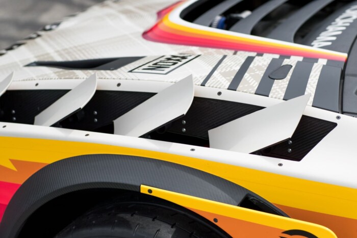 Őrült Subaruval tér vissza a legnépszerűbb autós videó 12