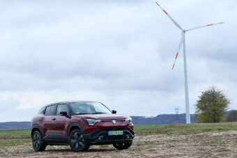 18 milliós Suzukit vezettünk a Bakonyban