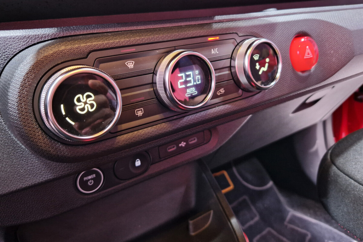 Ezzel az ajtós trükkel pillanatok alatt átszellőztetheted az utasteret