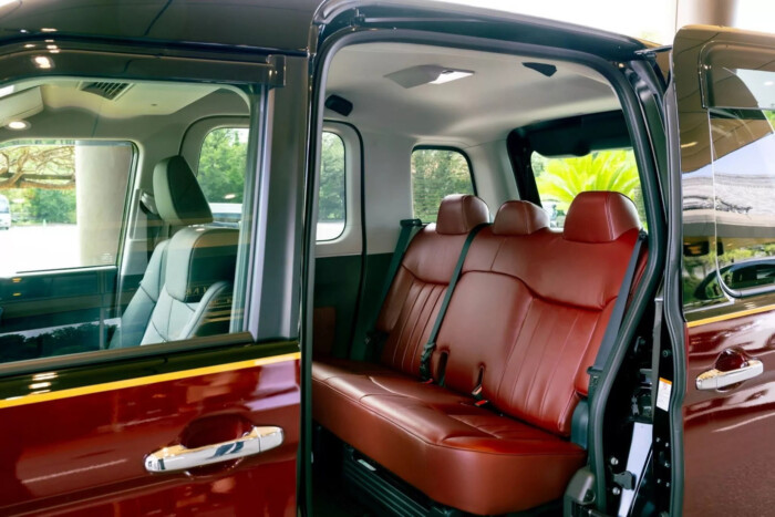 Nem éppen tipikus verdából készült esküvői autó 7 | Vezess Nem éppen tipikus verdából készült esküvői autó 7