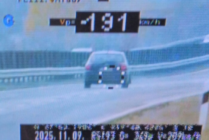 Majdnem megdőlt a gyorshajtási rekord a 21-es főúton 1