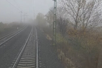 Erre számíts, ha hülye vagy a vasúti átjáróban