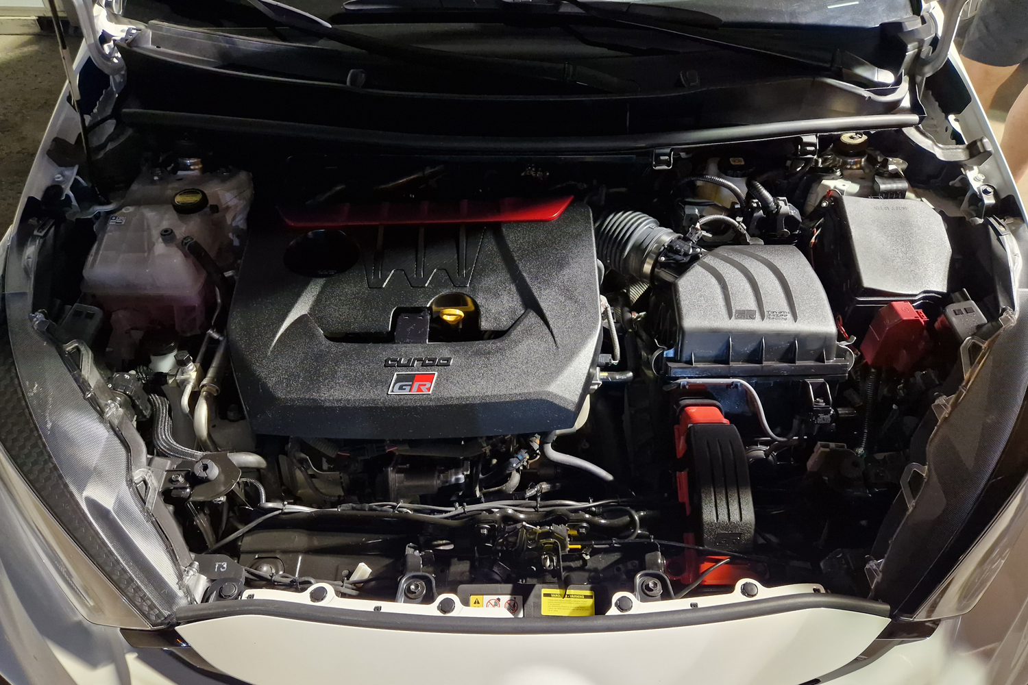 y4 | Vezess | Vezess