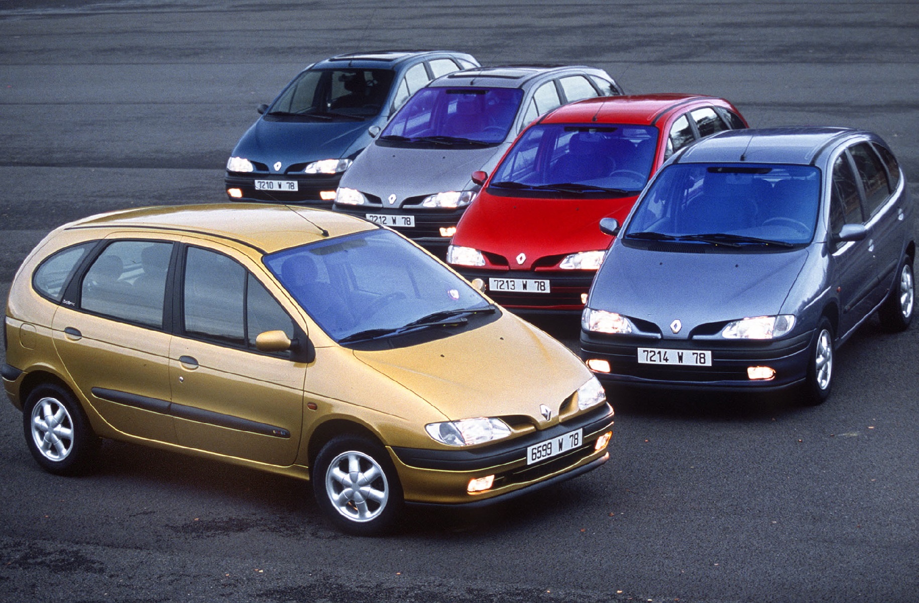 RENAULT-SCENIC | Vezess | Vezess