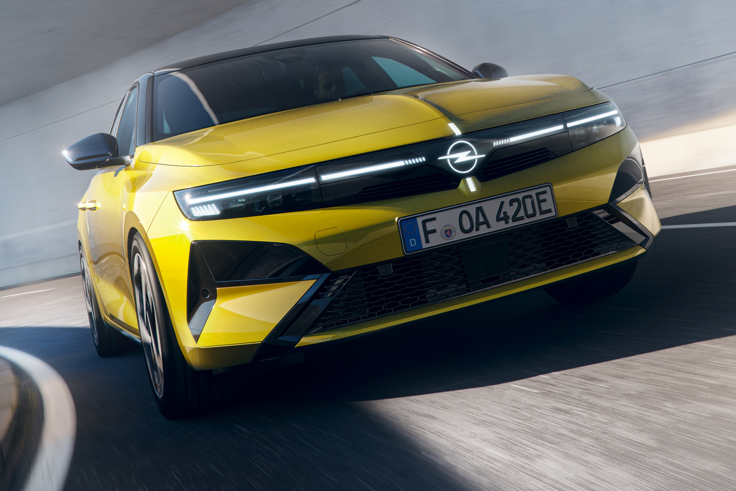 03_opel_529128 | Vezess | Vezess