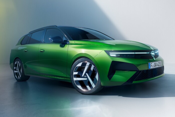 Fénnyel újít a frissített Opel Astra 8 | Vezess Fénnyel újít a frissített Opel Astra 8